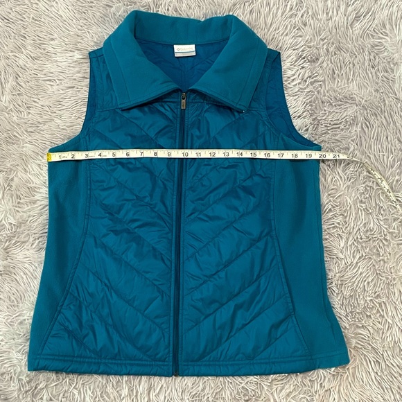 Columbia Sportswear Women's Zip Up Vest - Picture 7 of 8